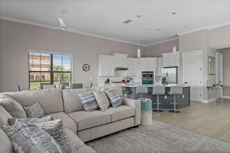 834 Golden Bear Dr in Kissimmee, FL - Building Photo - Building Photo