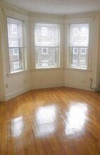 12 Follen St, Unit 2 in Boston, MA - Building Photo - Building Photo