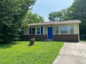 14003 SW Wyandotte Dr