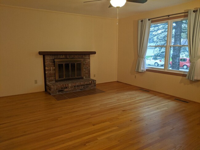 1808 Sadler Dr in Champaign, IL - Building Photo - Building Photo