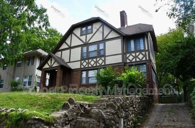 property at 5341 Holmes St