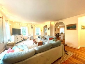 4 Underwood St, Unit Unit 3 in Saugerties, NY - Building Photo - Building Photo