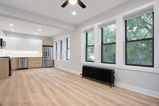 1310 W Birchwood Ave in Chicago, IL - Building Photo - Building Photo