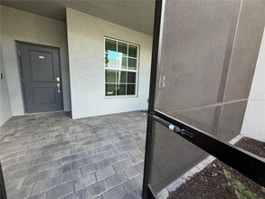 19015 Scallop Lp, Unit 101 in Lakewood Ranch, FL - Building Photo - Building Photo