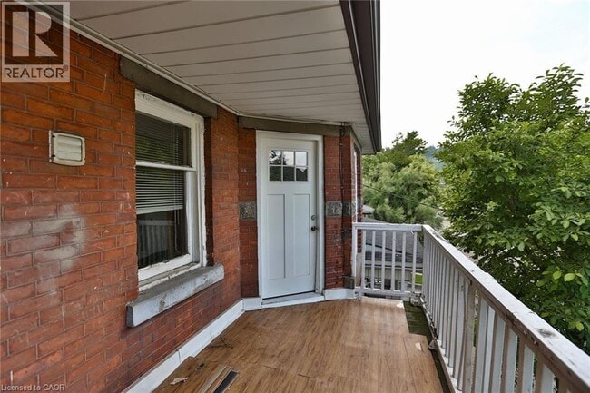 89 Burris St in Hamilton, ON - Building Photo - Building Photo