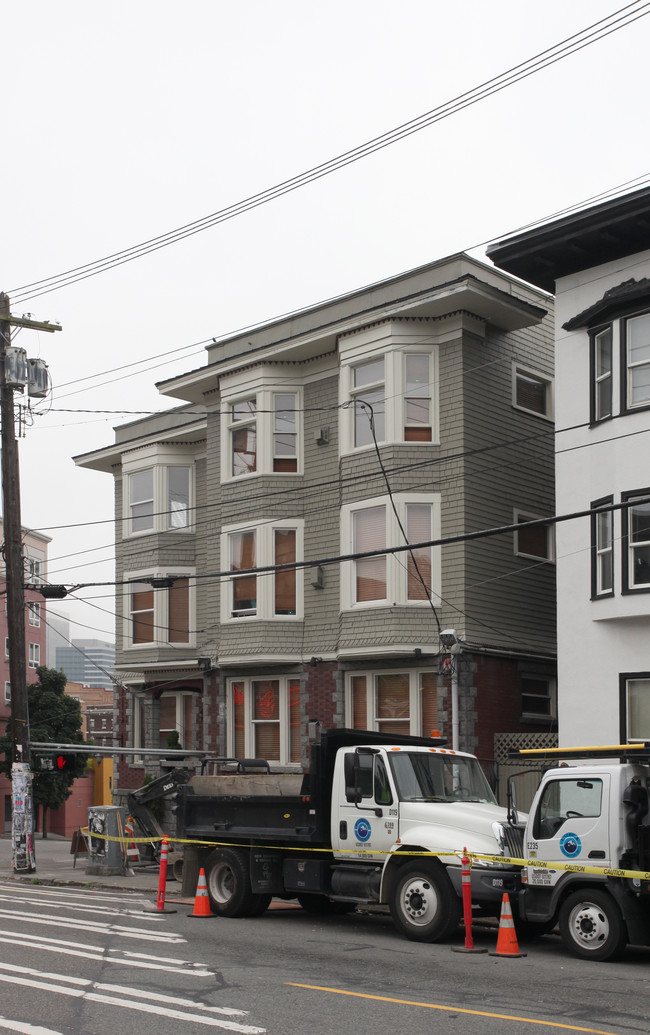 Lauren Renee Apartments in Seattle, WA - Foto de edificio - Building Photo