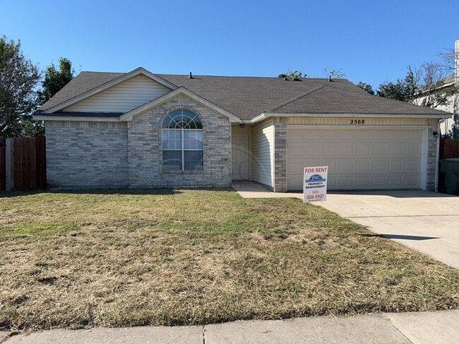 2508 Windmill Dr