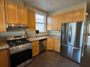 1466 W Summerdale Ave in Chicago, IL - Building Photo - Building Photo
