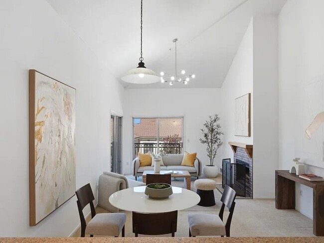property at 952 S 11th St