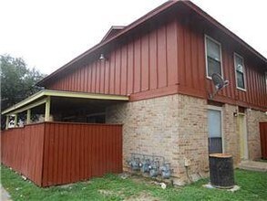 1317 Southport Dr in Austin, TX - Building Photo - Building Photo
