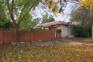 1137 W Glenrosa Ave in Phoenix, AZ - Building Photo