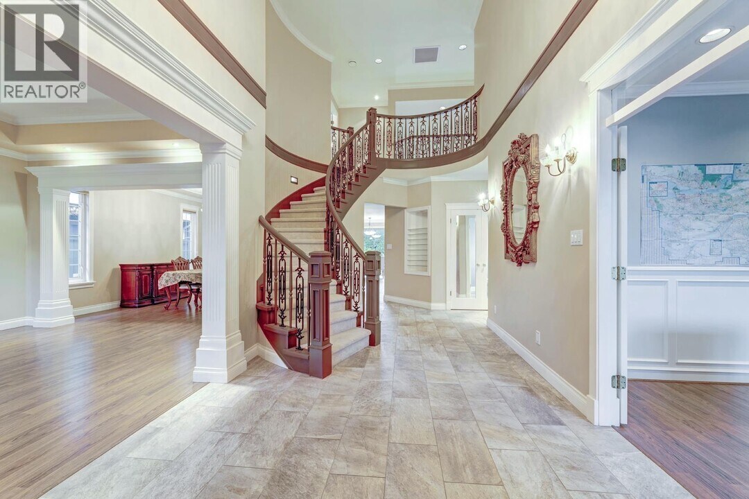 7988 Sunnyholme Crescent in Richmond, BC - Building Photo