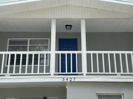 3427 W Main St in Mims, FL - Building Photo