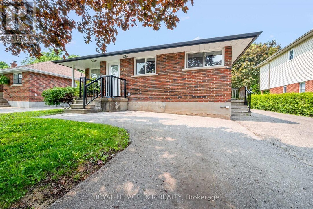 73 Elizabeth St in Orangeville, ON - Building Photo
