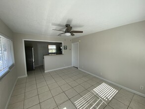 914 N J St in Lake Worth, FL - Building Photo - Building Photo