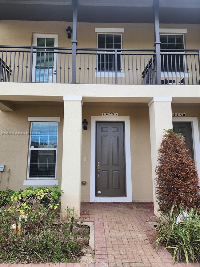 14722 SW 12th St in Pembroke Pines, FL - Building Photo - Building Photo