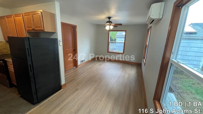 property at 116 S John Adams St