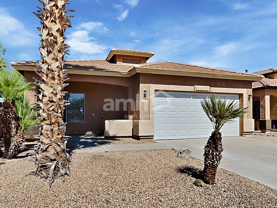 15069 N 161st Ln in Surprise, AZ - Building Photo