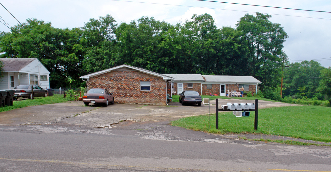 1038-1044 Fletcher St in Maryville, TN - Building Photo