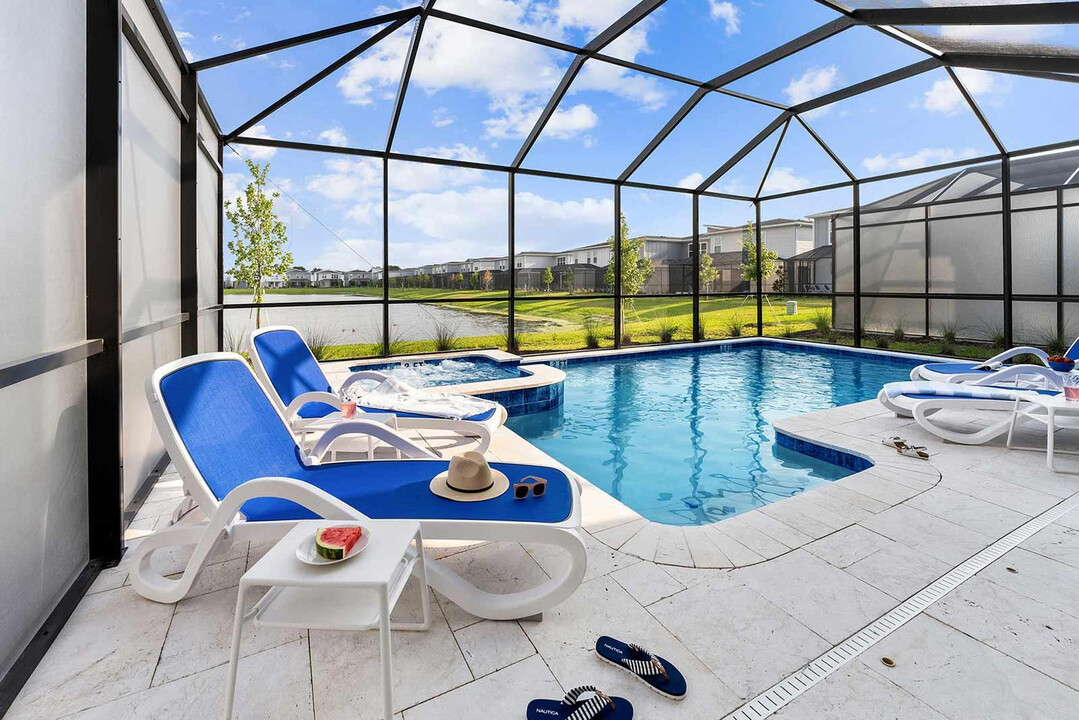 4584 Thesaurus Dr in Orlando, FL - Building Photo