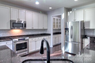 1444 Ridgehaven Rd in Waxhaw, NC - Building Photo - Building Photo