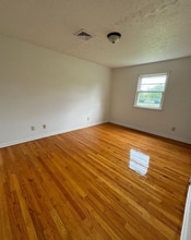 9826 Village Hwy, Unit 2 in Concord, VA - Foto de edificio - Building Photo