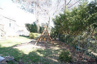 21 Bennington Rd in Livingston, NJ - Building Photo - Building Photo