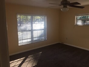 19308 SW 15th Ave in Newberry, FL - Building Photo - Building Photo