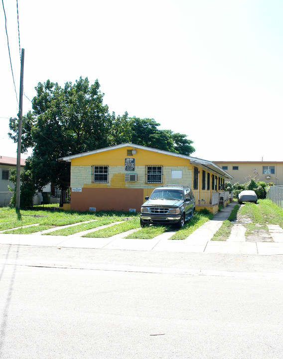 48 NW 77th St in Miami, FL - Building Photo