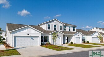 2 Venice Pl, Unit 605 in Pooler, GA - Building Photo