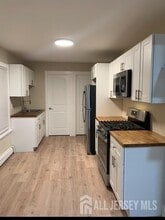 165 Emerson St in Carteret, NJ - Building Photo - Building Photo
