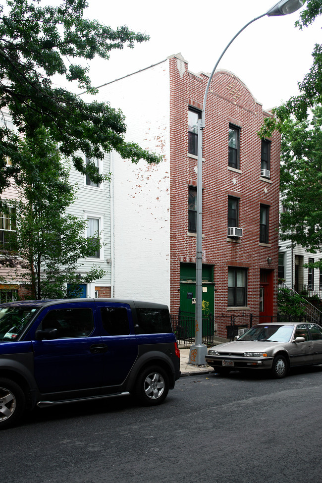 354 14th St in Brooklyn, NY - Foto de edificio - Building Photo