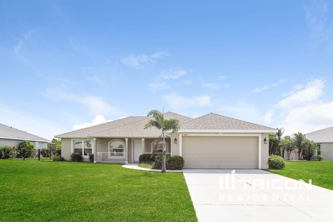 property at 27429 Tierra Del Fuego Cir