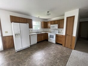 279 Shellbark Dr in Troy, MO - Building Photo - Building Photo
