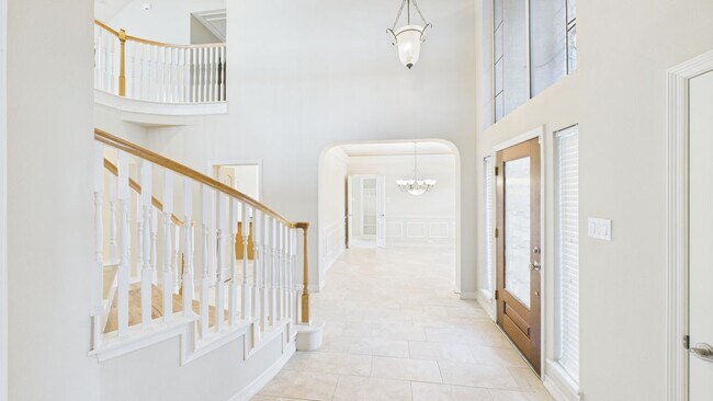 5923 Serrano Terrace Ln in Houston, TX - Building Photo - Building Photo