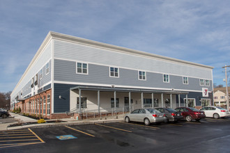 The Lofts at City Place in Leominster, MA - Foto de edificio - Building Photo