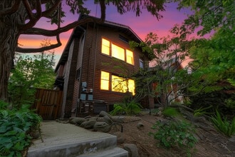 21 Westall Ave in Oakland, CA - Building Photo - Building Photo