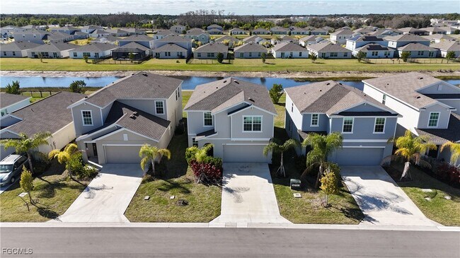 12320 Dakota Ridge Pl in Lehigh Acres, FL - Building Photo - Building Photo