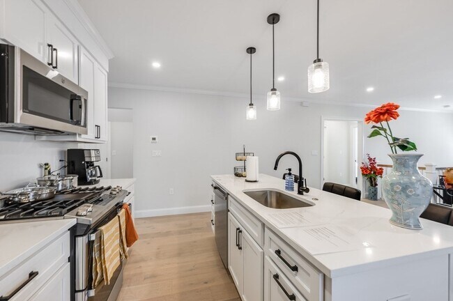 property at 34 Perthshire Rd