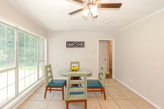 3959 Wedgewood Ln in Douglasville, GA - Building Photo - Building Photo