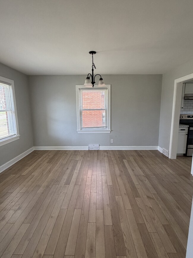 4639 Southcrest Dr in Louisville, KY - Building Photo - Building Photo