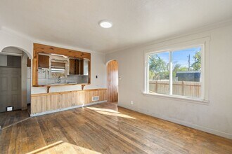 160 Park Ave-Unit -160 1/2 in Pocatello, ID - Building Photo - Building Photo