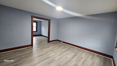1 Woodland St in Northbridge, MA - Building Photo - Building Photo