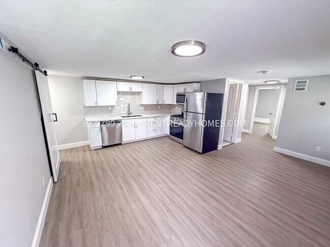2014 Ross Ave in Fort Worth, TX - Foto de edificio - Building Photo