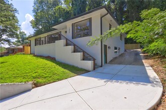 1842 Calloway Dr NW in Atlanta, GA - Building Photo - Building Photo