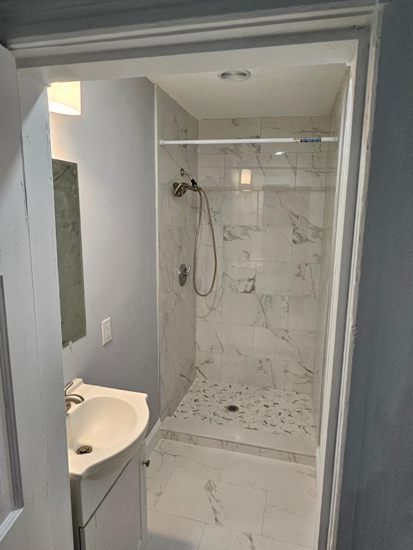 132 Millbury St in Worcester, MA - Building Photo - Building Photo