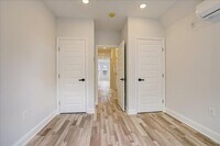 95 E Duval St photo'