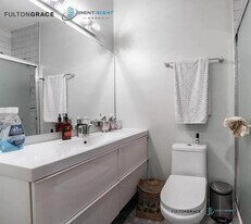 2651 W Armitage Ave, Unit 1 in Chicago, IL - Building Photo