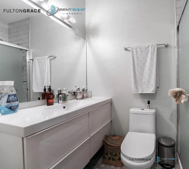 property at 2651 W Armitage Ave