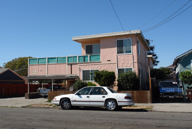 639 18th St in Richmond, CA - Foto de edificio - Building Photo